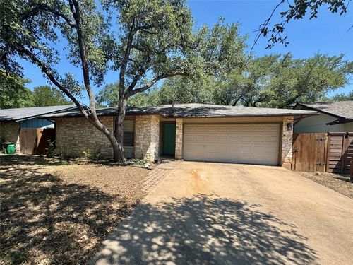3102 Evanston Ln, Austin, TX, 78745-6758 | Card Image