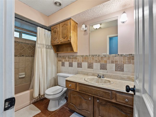 411 Chad Ln, House other with 3 bedrooms, 2 bathrooms and null parking in Red Oak TX | Image 24