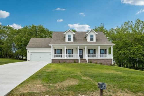 156 Lisa Dr, Gordonsville, TN, 38563-4630 | Card Image