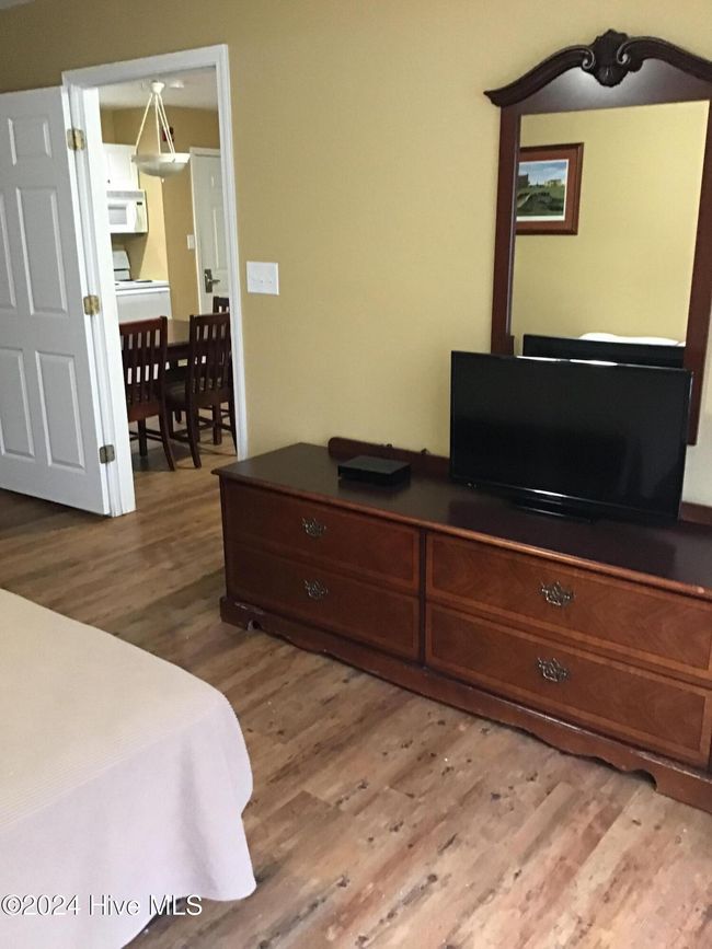 101A - 490 Little River Farm Blvd, Condo with 2 bedrooms, 2 bathrooms and null parking in Carthage NC | Image 5
