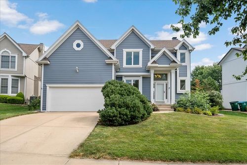 8618 W 127th Ter, Overland Park, KS, 66213-3730 | Card Image