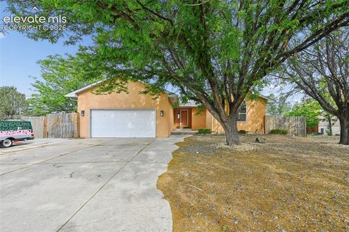 979 S Alexis Ln, Pueblo, CO, 81007-2684 | Card Image