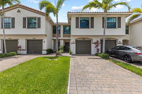 6005 Woods Edge Cir, Riviera Beach, FL, 33410-1924 | Card Image