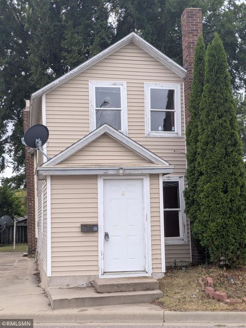 210 1st St Se, Melrose, MN, 56352-1397 | Card Image