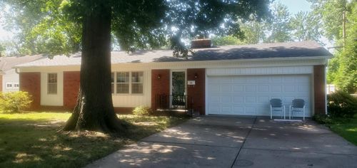 918 E Mcgee St, Springfield, MO, 65807-2749 | Card Image