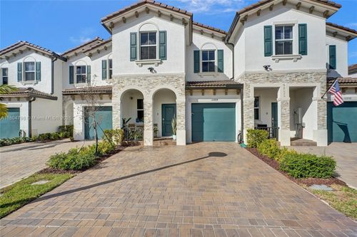 12884 Nw 22nd Pl, Miami, FL, 33167-1471 | Card Image