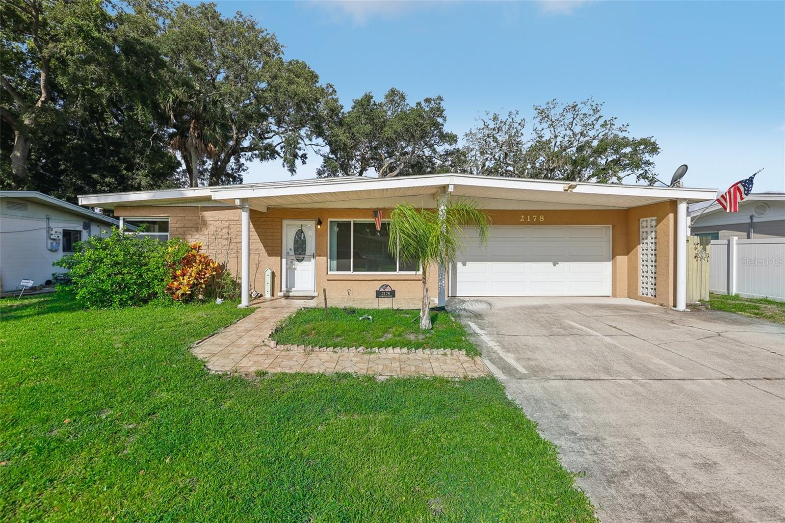 Sherwood Dr, South Daytona, FL 32119