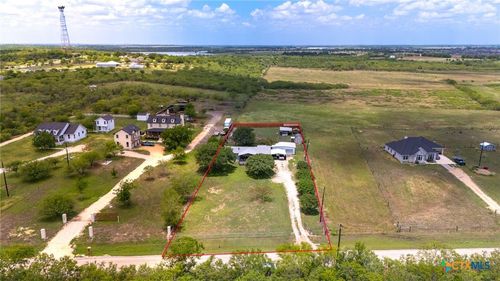 1082 Black Ankle Rd, Lockhart, TX, 78644-4819 | Card Image