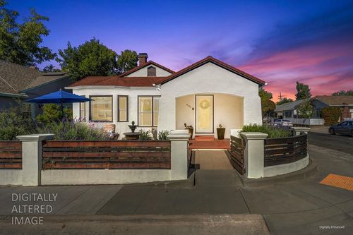 3177 O Street, Sacramento, CA, 95816 | Card Image