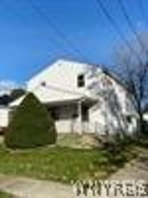 301 78th St, Niagara Falls, NY, 14304-4129 | Card Image