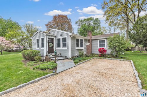237 Freeman Ave, Stratford, CT, 06614-4043 | Card Image