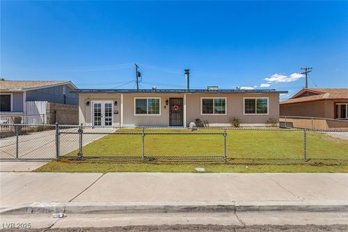 6508 Bourbon Way, Las Vegas, NV, 89107-3331 | Card Image