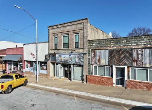 116 S Main St, Luther, OK, 73054-9344 | Card Image