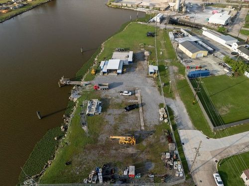 1717 Dunn St, Houma, LA, 70360-6521 | Card Image