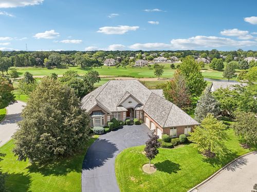 6401 Locust Ln, Libertyville, IL, 60048-9448 | Card Image