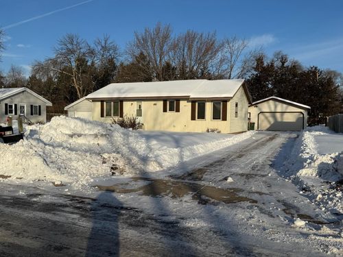 861 83rd Ave Ne, Spring Lake Park, MN, 55432-2014 | Card Image