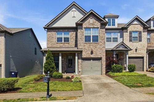 1437 Channing Dr, Thompsons Station, TN, 37179-2901 | Card Image