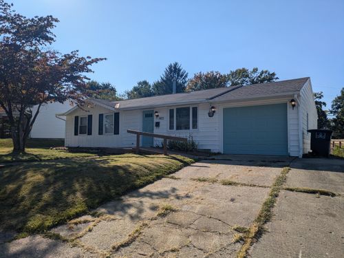 1821 Shoshone Dr, Lancaster, OH, 43130-2228 | Card Image