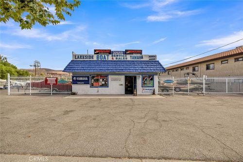 31752 Ridge Route Rd, Castaic, CA, 91384-3374 | Card Image