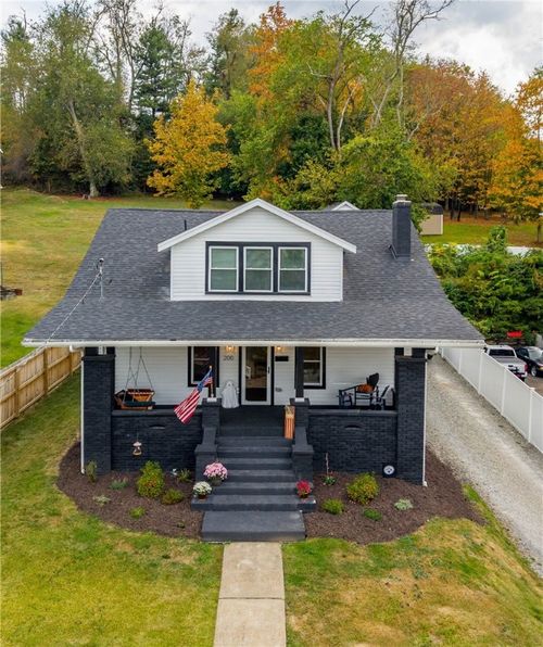 200 Piersol Ave, Bentleyville, PA, 15314-1332 | Card Image