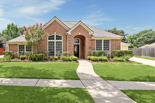 2121 Crescent Coral Dr, League City, TX, 77573-6676 | Card Image