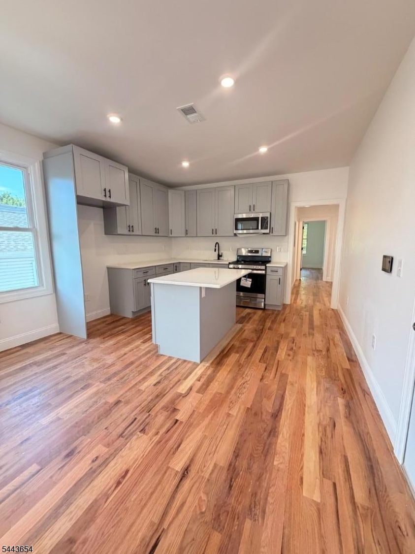 Residential Lease in Newark City