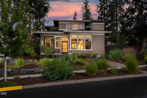 2255 Nw Labiche Ln, Bend, OR, 97703-6735 | Card Image