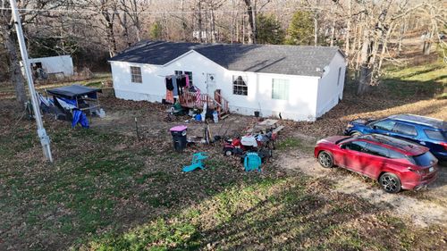 9989 Highway Aa, Grovespring, MO, 65662-8323 | Card Image