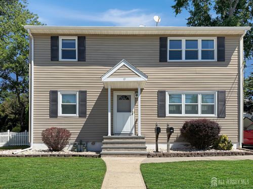 19 Van Buren Ave, Metuchen, NJ, 08840-1224 | Card Image