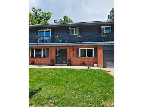 3095 S Vine St, Denver, CO, 80210-6349 | Card Image