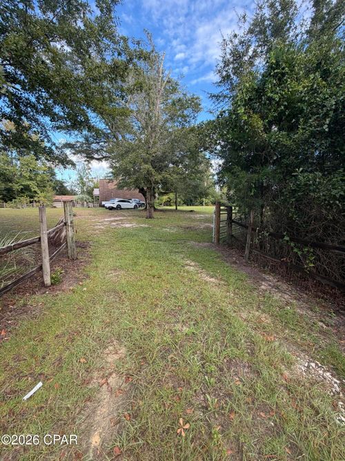 7516 Olde Mill Rd, Southport, FL, 32409-1877 | Card Image