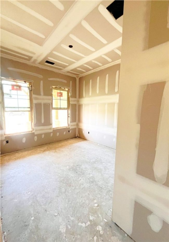 View of spare room | Image 5