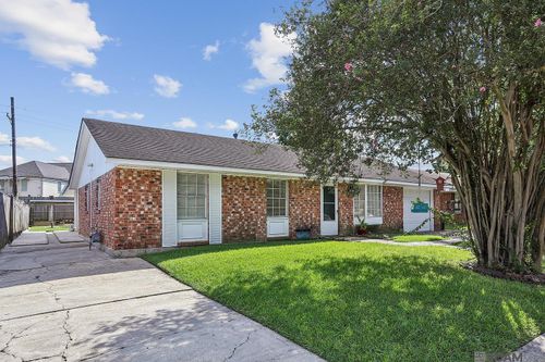 11662 Auburn Dr, Baton Rouge, LA, 70816-5307 | Card Image