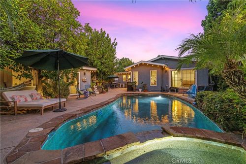 18933 Friar St, Reseda, CA, 91335 | Card Image