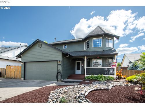 5323 Ne 70th Cir, Vancouver, WA, 98661-1482 | Card Image