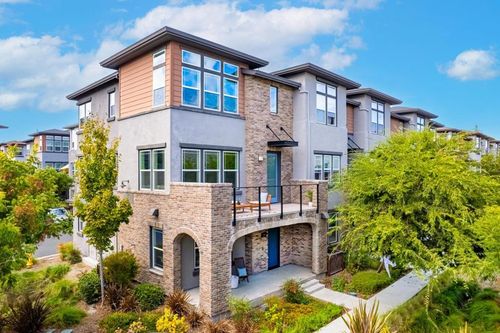 apt-1-556 San Martin Ter, Sunnyvale, CA, 94085-3489 | Card Image