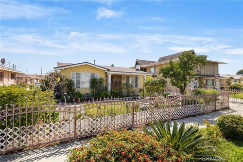 6256 Corona Ave, Bell, CA, 90201-1151 | Card Image