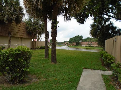 597 Green Springs Pl, West Palm Beach, FL, 33409-7507 | Card Image