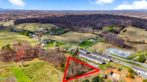 2201 Cherokee Rd, Johnson City, TN, 37604-3477 | Card Image