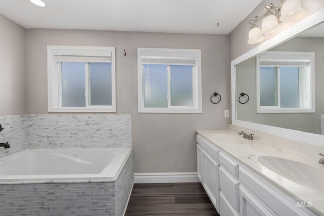 1220 E 4 Th St, House other with 4 bedrooms, 3 bathrooms and 2 parking in Weiser ID | Image 17