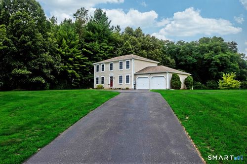 31 Broadleaf Cir, West Suffield, CT, 06093-2016 | Card Image
