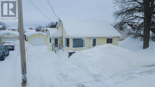 457 Mcnabb St, Sault Ste. Marie, ON, P6B1Z2 | Card Image