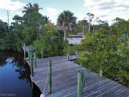 2948 Orange St, NAPLES, FL, 34112-5826 | Card Image