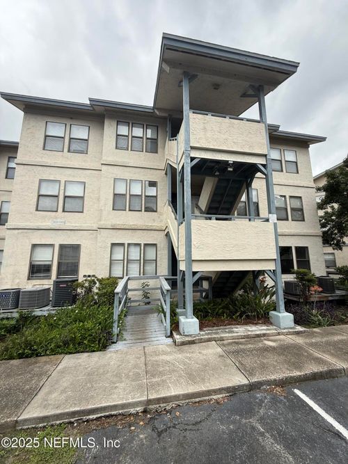 301-5615 San Juan Ave, Jacksonville, FL, 32210-3022 | Card Image