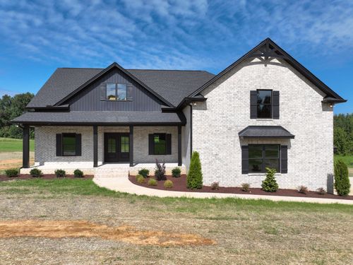 557 Fairfield Rd, Westmoreland, TN, 37186-5302 | Card Image