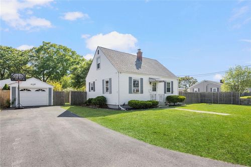 68 Maryland Ave, Warwick, RI, 02888-5916 | Card Image