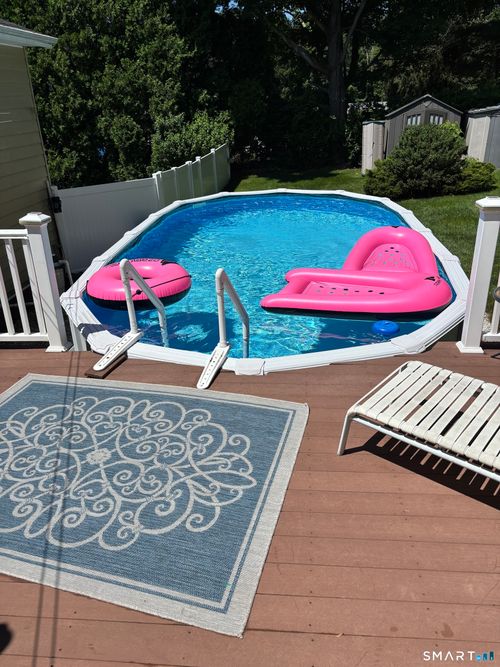 7 Bittersweet Dr, Danbury, CT, 06811-2941 | Card Image