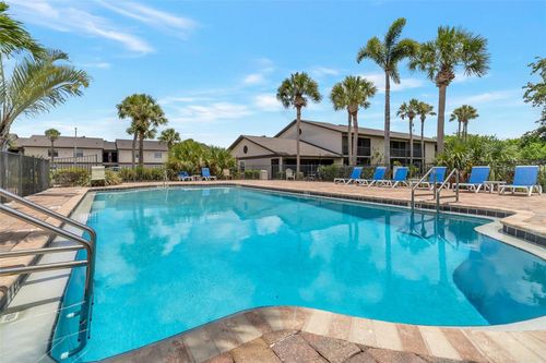 81042-1042 Mollie Ln, Melbourne, FL, 32935-8975 | Card Image