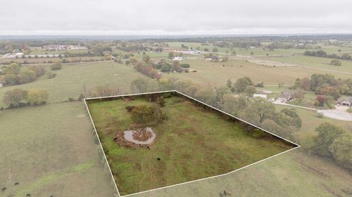 000 E Warren Ave, Ozark, MO, 65721 | Card Image