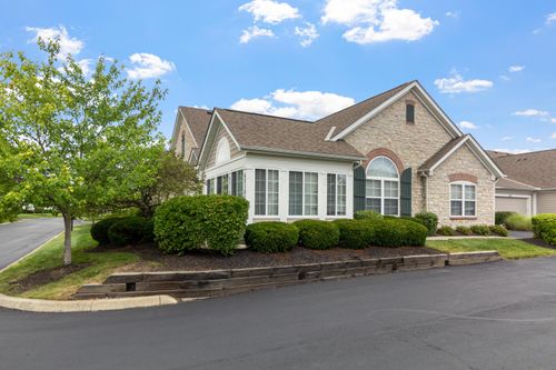 6214 Donegan Way, Dublin, OH, 43016-6174 | Card Image